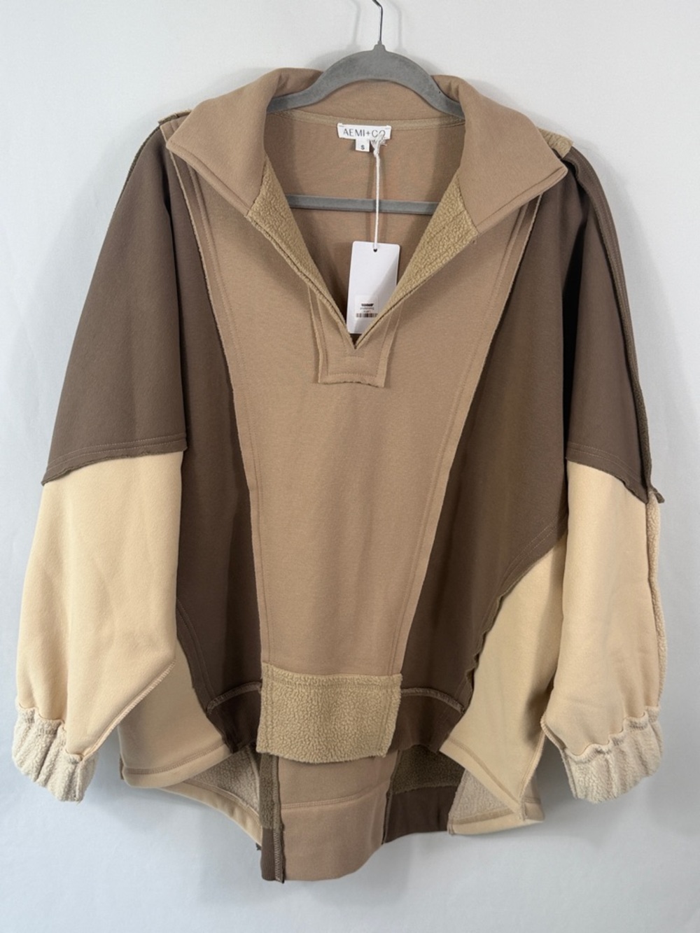 AEMH+CO Lallie Neutral Colorblock Very Oversized Sweater. Womens Size S. NWT - Picture 1 of 8